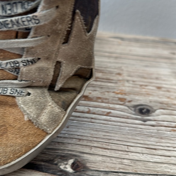 Golden Goose Suede Camo Sneakers Size 39 - Picture 4 of 11